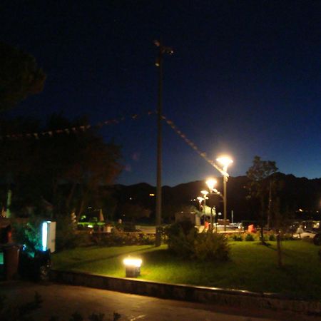 Hotel Sette Archi Bocca di Magra Экстерьер фото