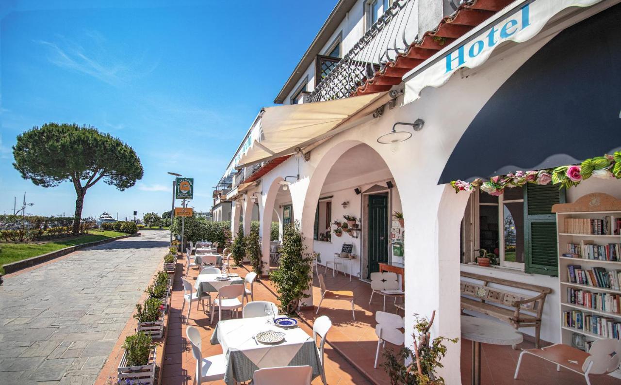 Hotel Sette Archi Bocca di Magra Экстерьер фото