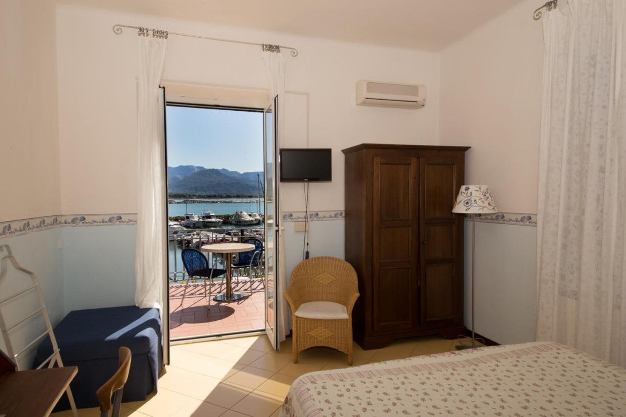 Hotel Sette Archi Bocca di Magra Экстерьер фото