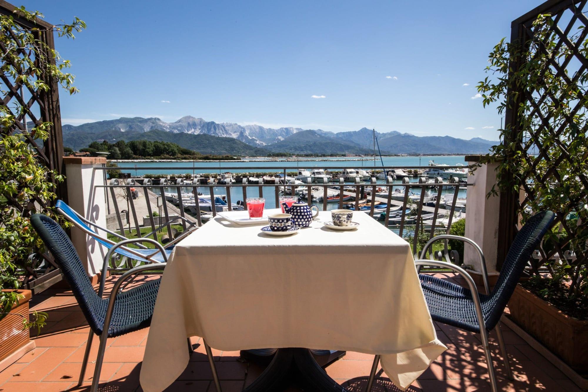 Hotel Sette Archi Bocca di Magra Экстерьер фото