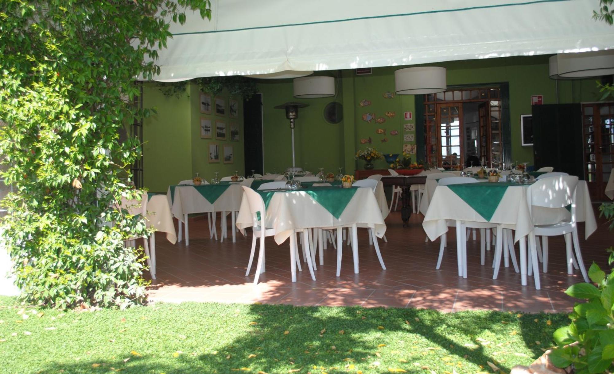 Hotel Sette Archi Bocca di Magra Экстерьер фото